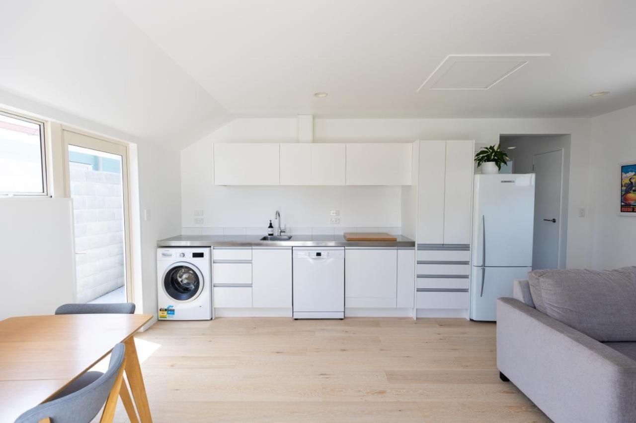 Mount Maunganui Self Contained Flat By The Beach Номер фото